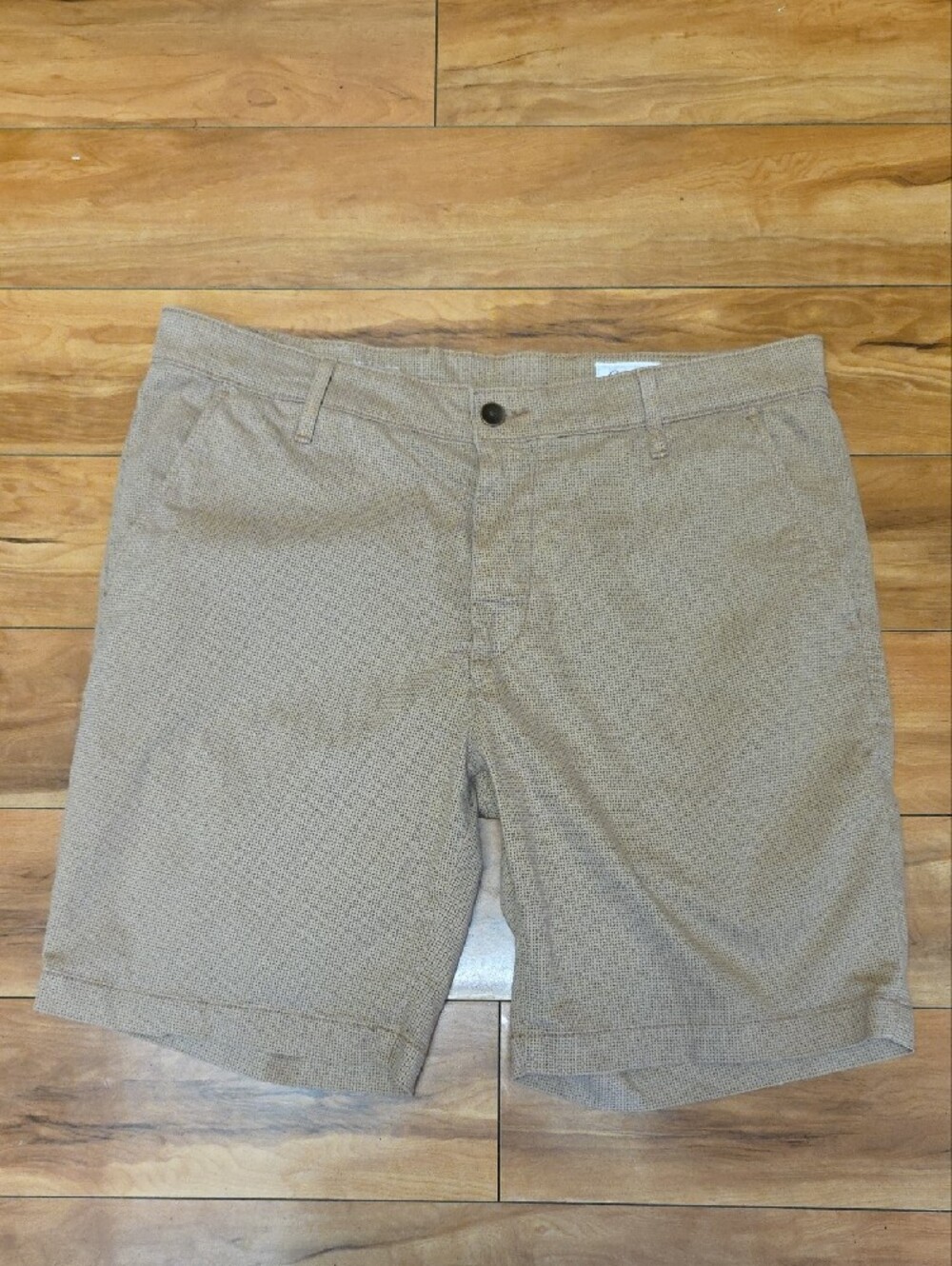AG Adriano Goldschmied Wanderer Slim Trouser Shorts Tan Beige Geometric Size 36